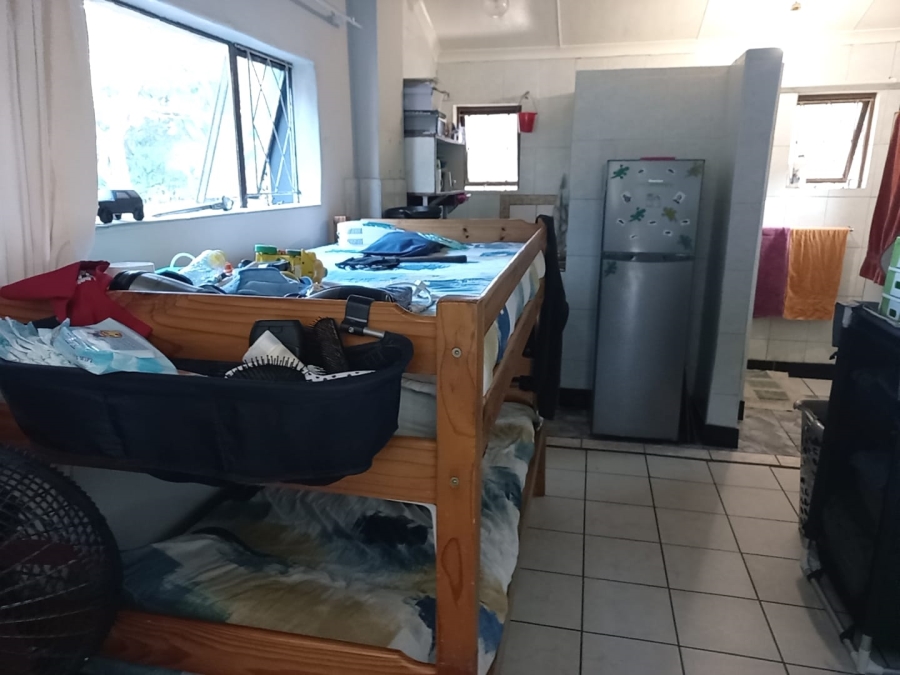 8 Bedroom Property for Sale in Margate KwaZulu-Natal