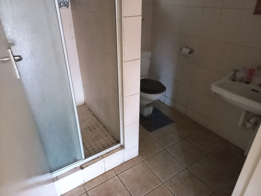 8 Bedroom Property for Sale in Margate KwaZulu-Natal