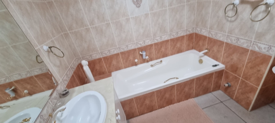 3 Bedroom Property for Sale in Margate Beach KwaZulu-Natal