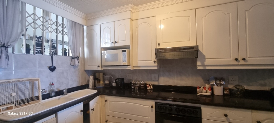 3 Bedroom Property for Sale in Margate KwaZulu-Natal