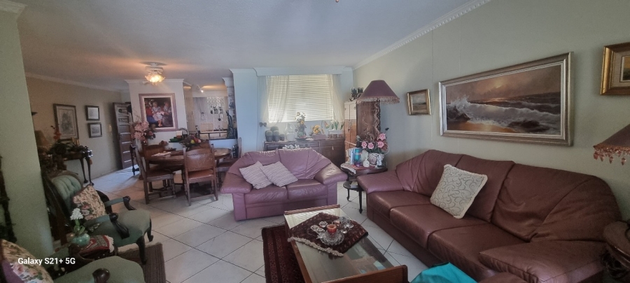 3 Bedroom Property for Sale in Margate KwaZulu-Natal