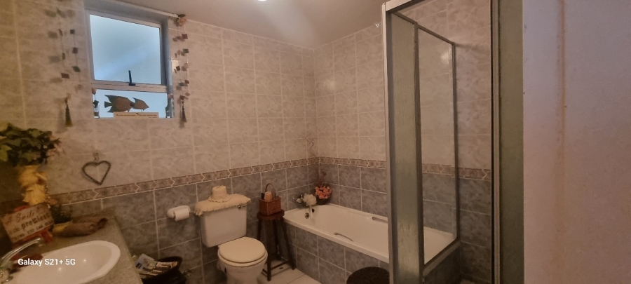 3 Bedroom Property for Sale in Margate KwaZulu-Natal