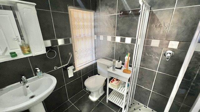 5 Bedroom Property for Sale in St Michaels On Sea KwaZulu-Natal