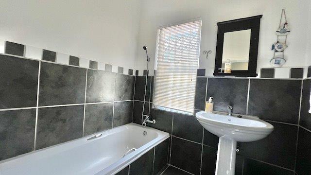5 Bedroom Property for Sale in St Michaels On Sea KwaZulu-Natal
