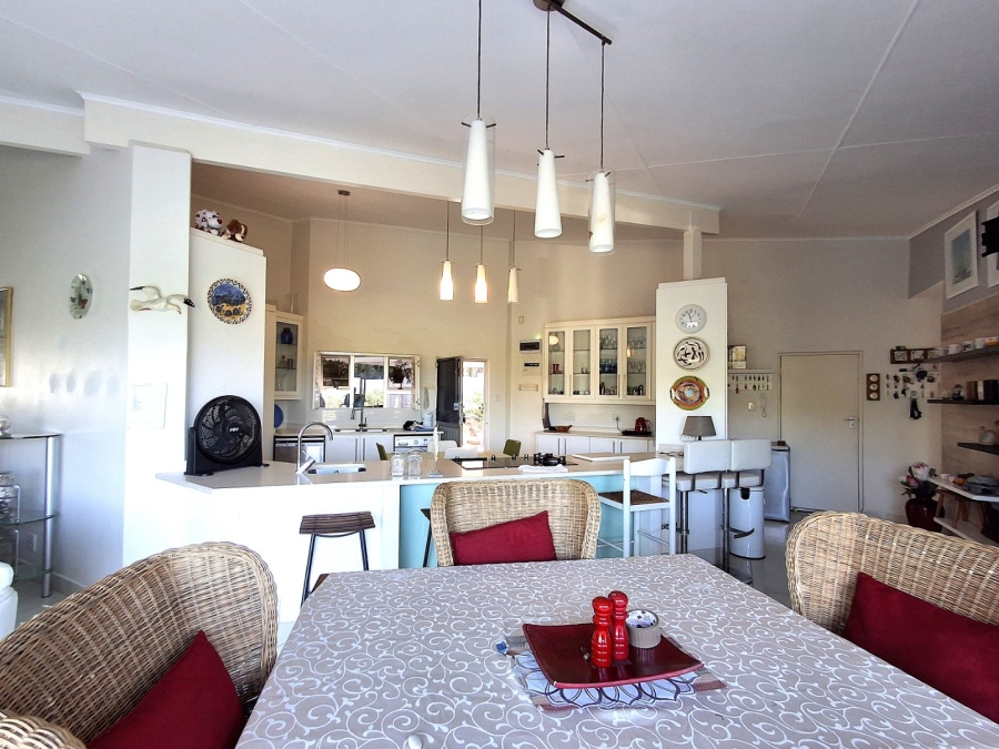 4 Bedroom Property for Sale in Port Edward KwaZulu-Natal