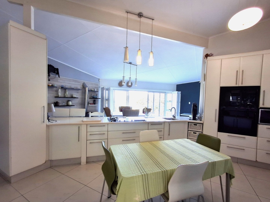4 Bedroom Property for Sale in Port Edward KwaZulu-Natal
