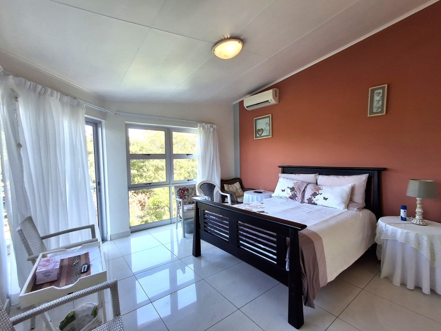 4 Bedroom Property for Sale in Port Edward KwaZulu-Natal