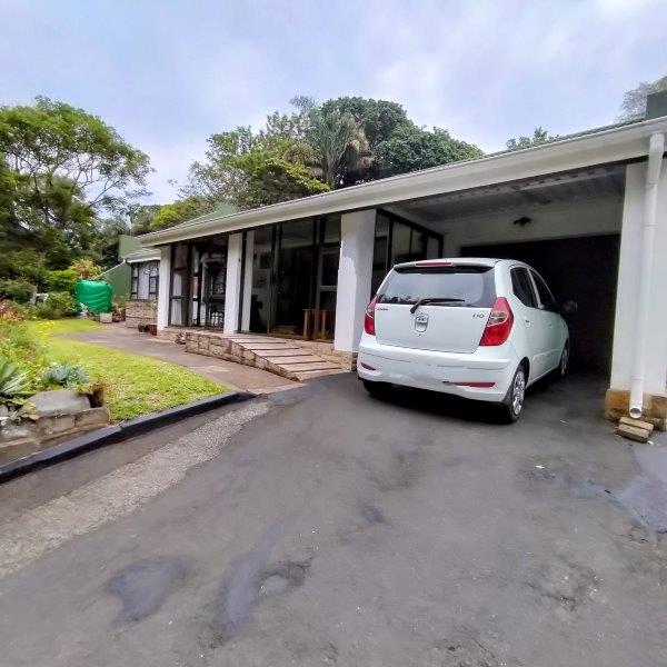 3 Bedroom Property for Sale in Umtentweni KwaZulu-Natal