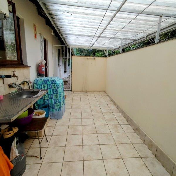 3 Bedroom Property for Sale in Umtentweni KwaZulu-Natal