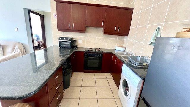 2 Bedroom Property for Sale in Uvongo KwaZulu-Natal