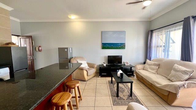2 Bedroom Property for Sale in Uvongo KwaZulu-Natal