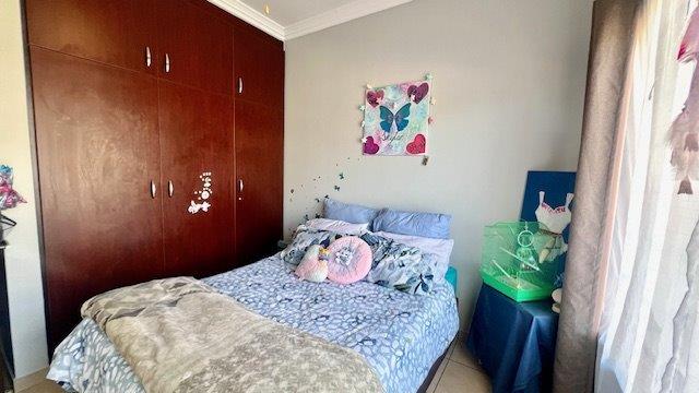 2 Bedroom Property for Sale in Uvongo KwaZulu-Natal