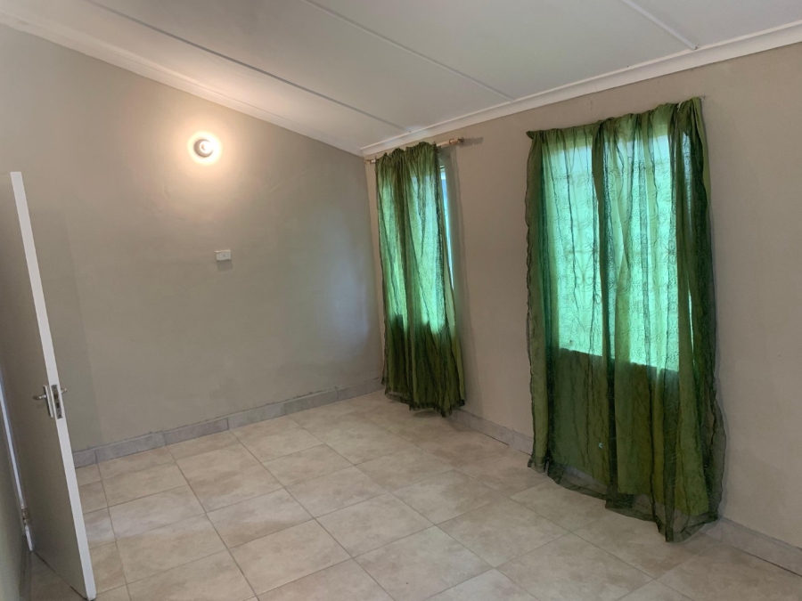 5 Bedroom Property for Sale in Woodlands KwaZulu-Natal
