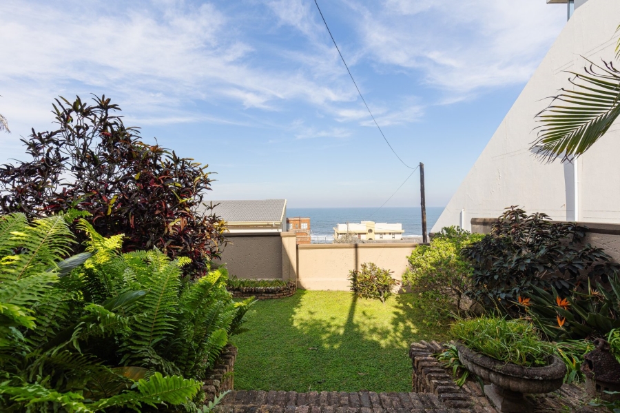 4 Bedroom Property for Sale in Manaba Beach KwaZulu-Natal
