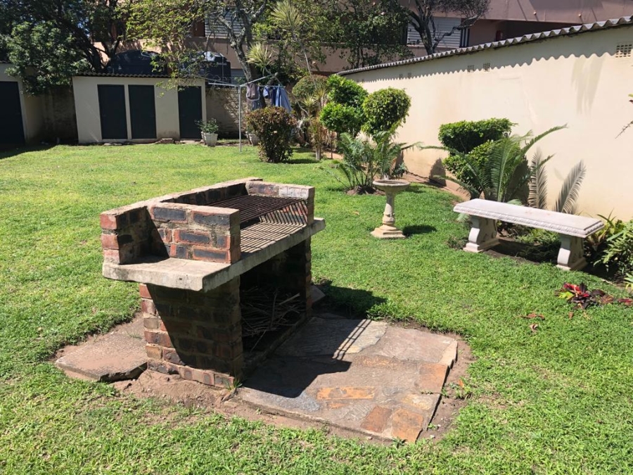2 Bedroom Property for Sale in Manaba Beach KwaZulu-Natal