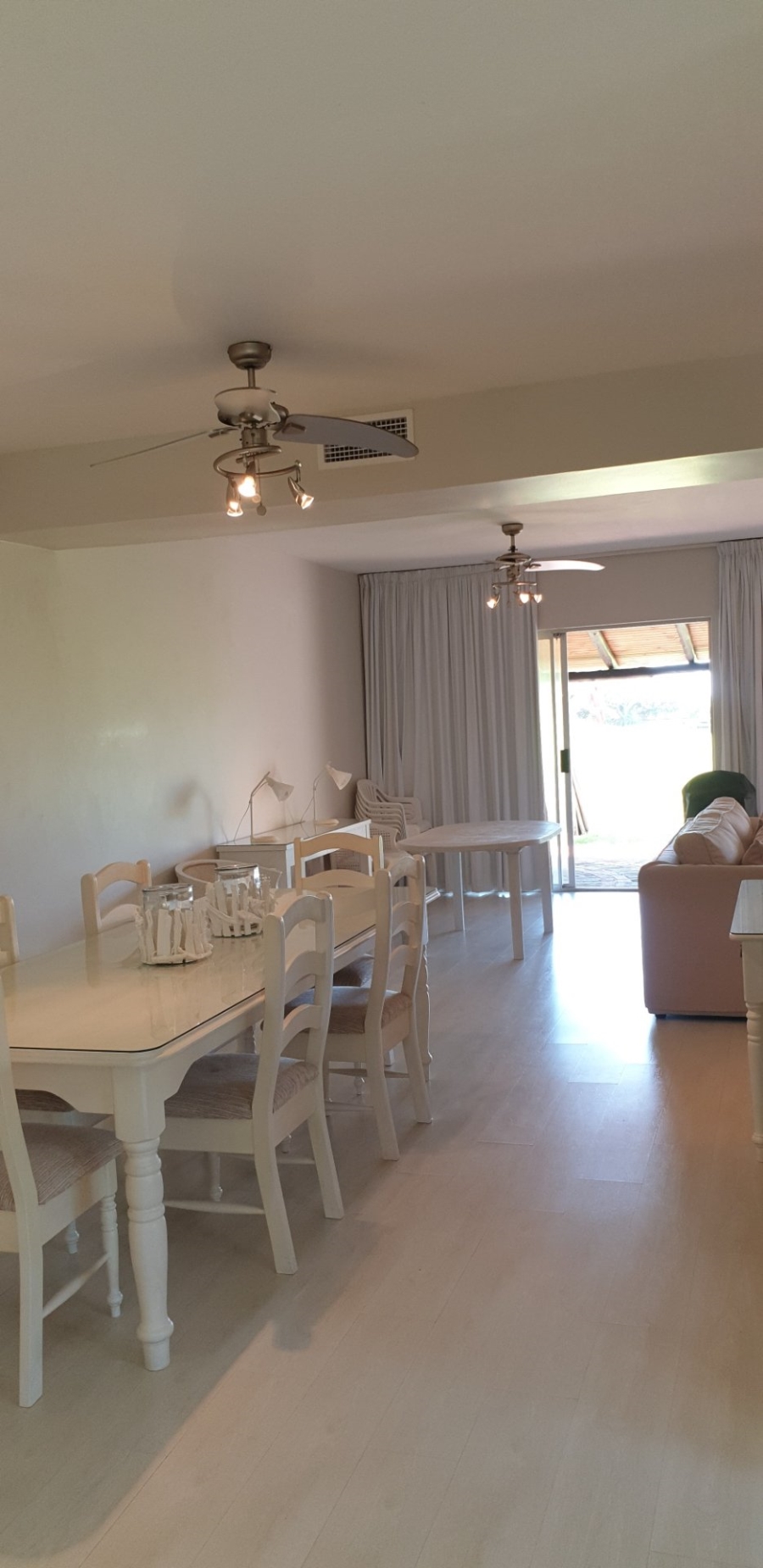 To Let 3 Bedroom Property for Rent in Umhlanga KwaZulu-Natal