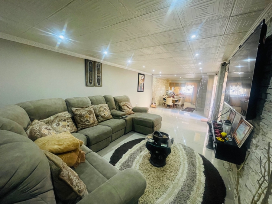 4 Bedroom Property for Sale in Montford KwaZulu-Natal