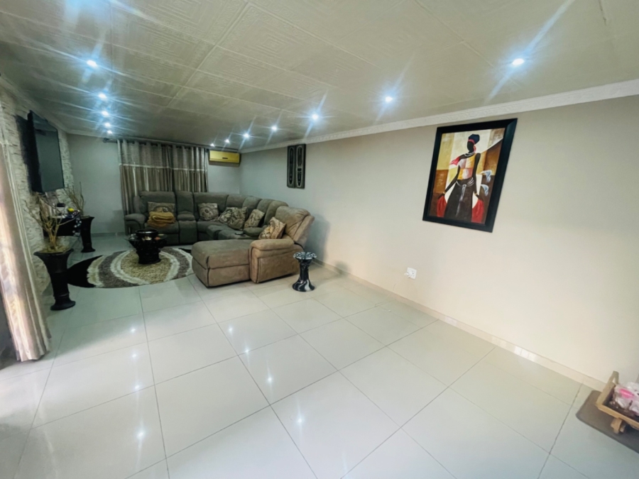 4 Bedroom Property for Sale in Montford KwaZulu-Natal