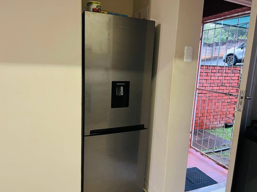 2 Bedroom Property for Sale in Prestbury KwaZulu-Natal