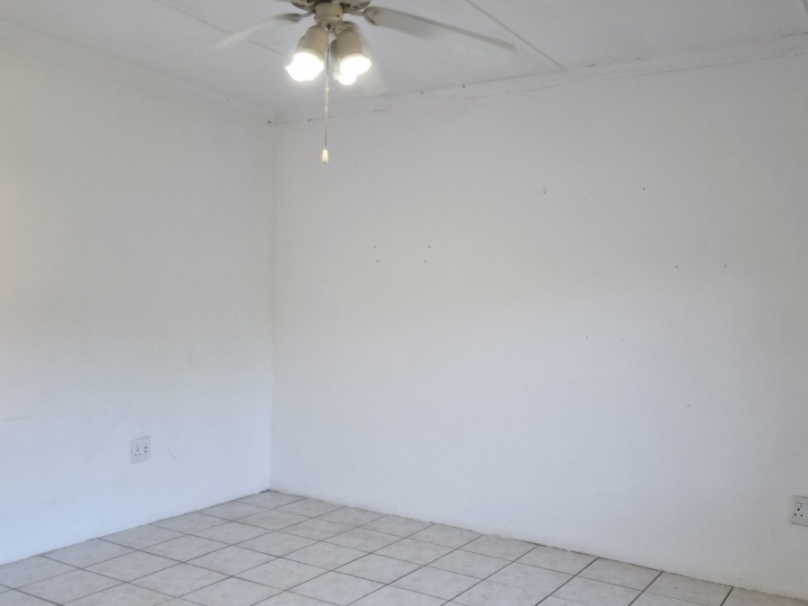 To Let 1 Bedroom Property for Rent in Claridge KwaZulu-Natal