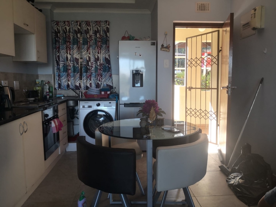 2 Bedroom Property for Sale in Chasedene KwaZulu-Natal