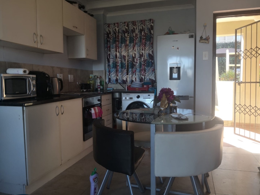 2 Bedroom Property for Sale in Chasedene KwaZulu-Natal