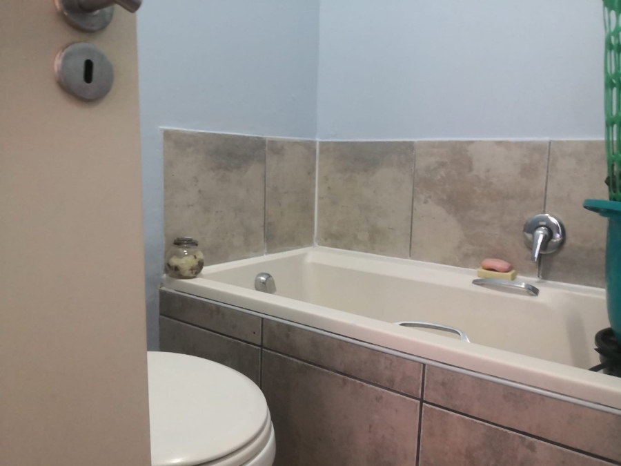 2 Bedroom Property for Sale in Chasedene KwaZulu-Natal