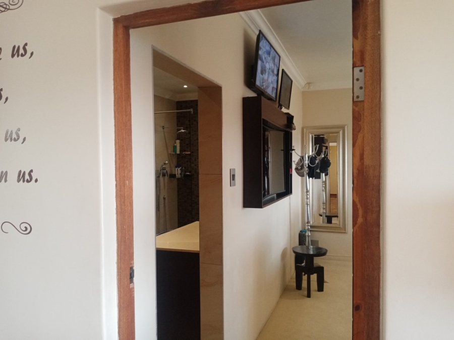 4 Bedroom Property for Sale in Westville KwaZulu-Natal