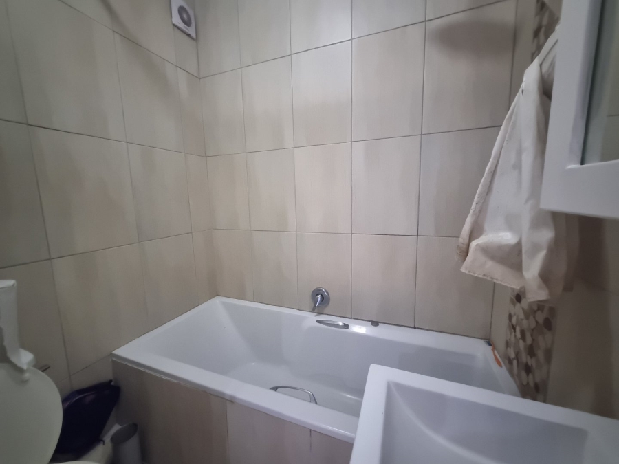 2 Bedroom Property for Sale in Chasedene KwaZulu-Natal