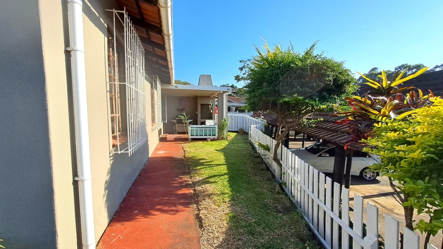 3 Bedroom Property for Sale in Port Edward KwaZulu-Natal
