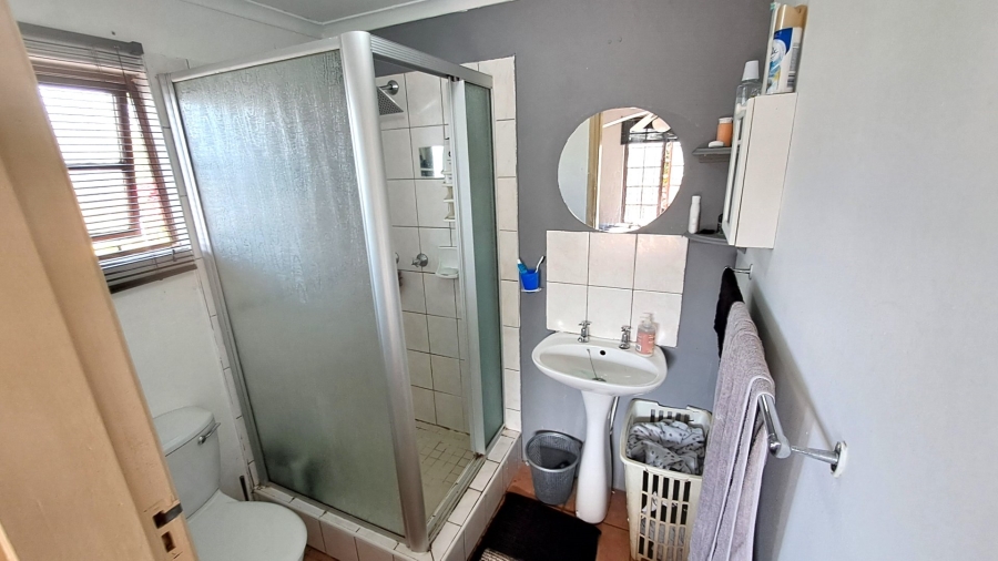 3 Bedroom Property for Sale in Port Edward KwaZulu-Natal