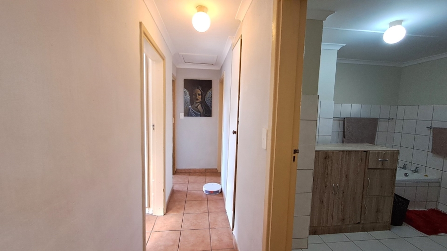 3 Bedroom Property for Sale in Port Edward KwaZulu-Natal
