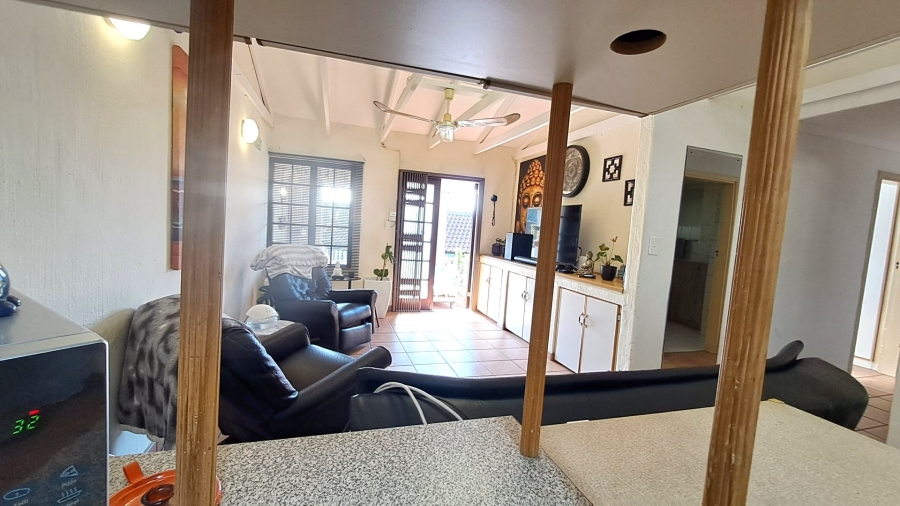 3 Bedroom Property for Sale in Port Edward KwaZulu-Natal