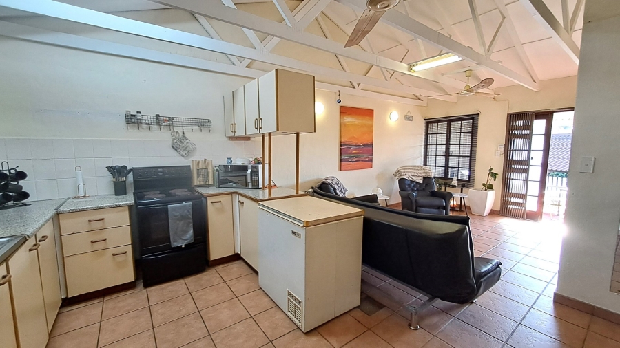 3 Bedroom Property for Sale in Port Edward KwaZulu-Natal