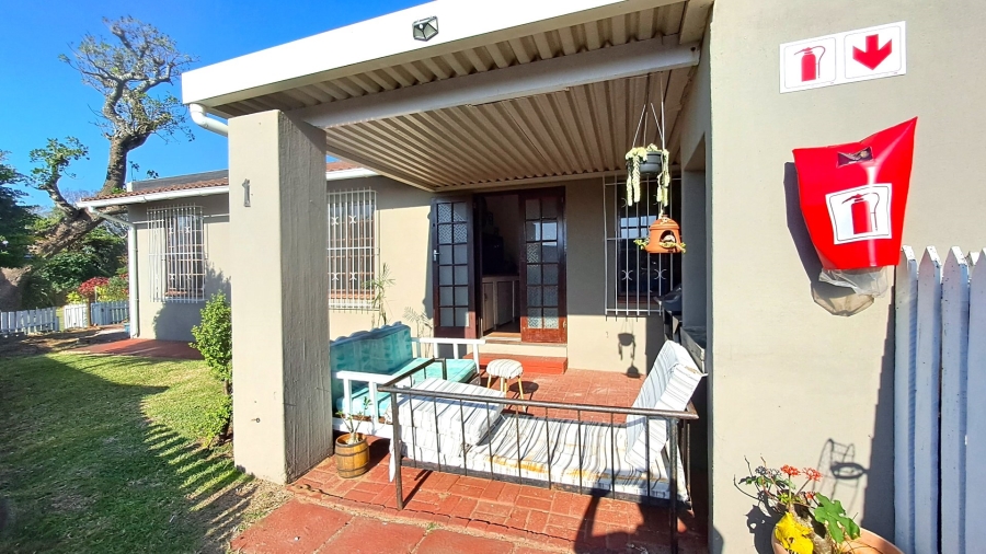 3 Bedroom Property for Sale in Port Edward KwaZulu-Natal