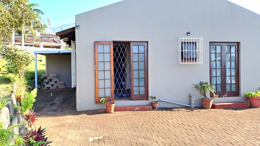 3 Bedroom Property for Sale in Port Edward KwaZulu-Natal