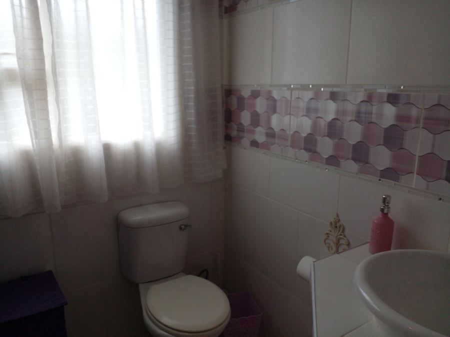 3 Bedroom Property for Sale in Leisure Bay KwaZulu-Natal