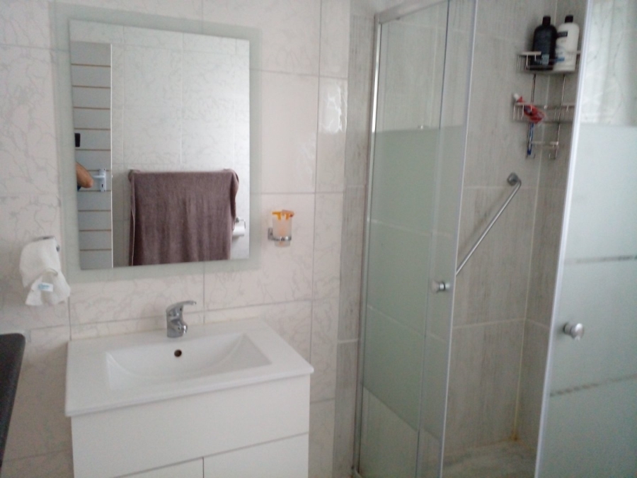 3 Bedroom Property for Sale in Leisure Bay KwaZulu-Natal