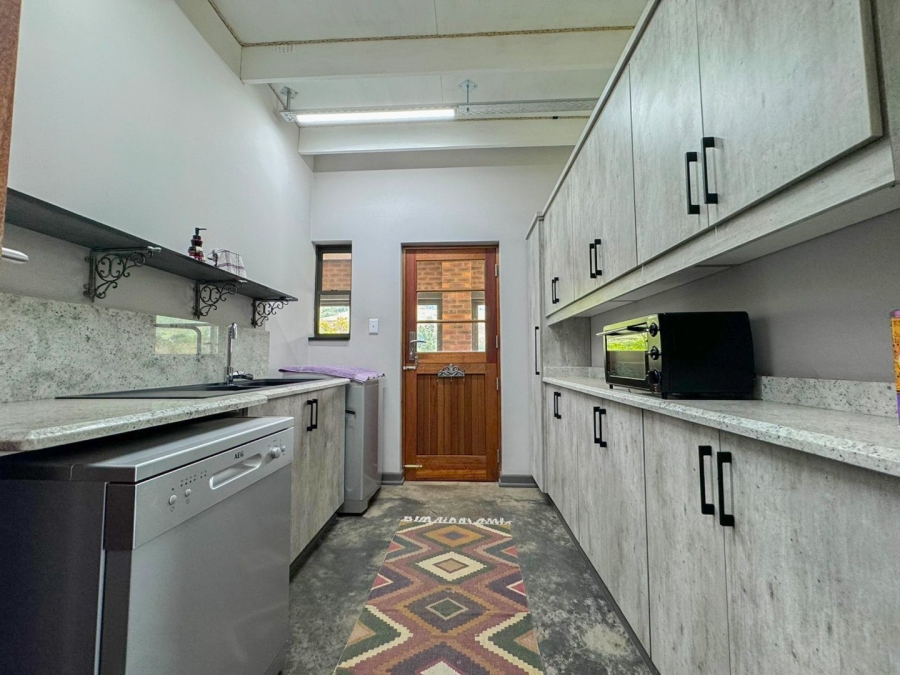 3 Bedroom Property for Sale in Vulintaba Country Estate KwaZulu-Natal