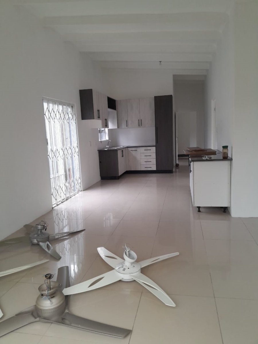 2 Bedroom Property for Sale in St Michaels On Sea KwaZulu-Natal