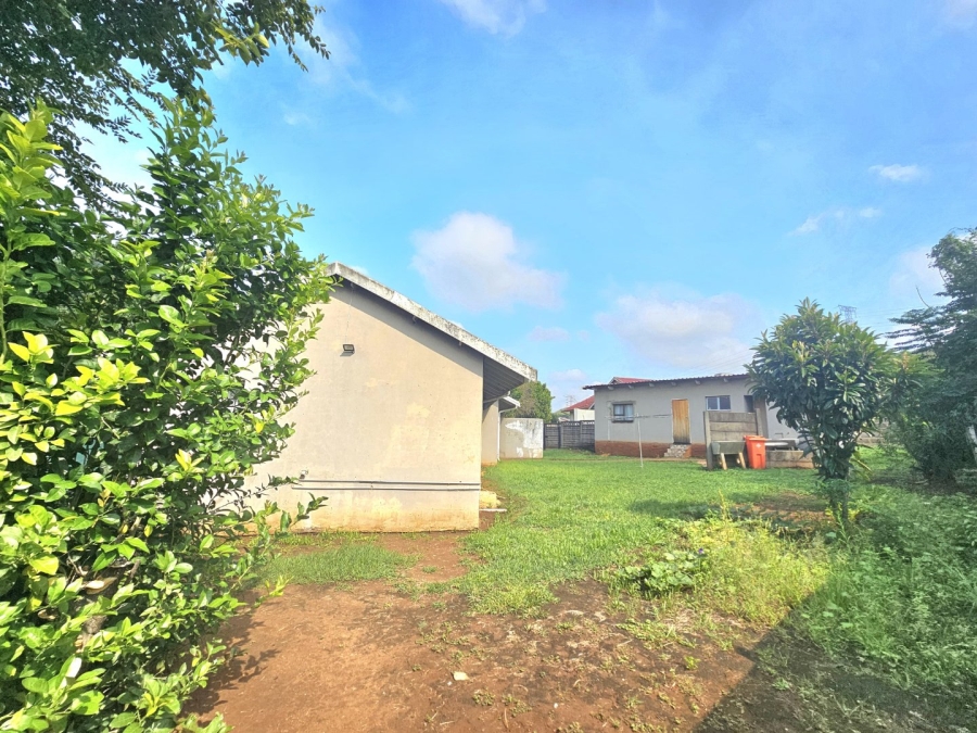 3 Bedroom Property for Sale in Amajuba Park KwaZulu-Natal