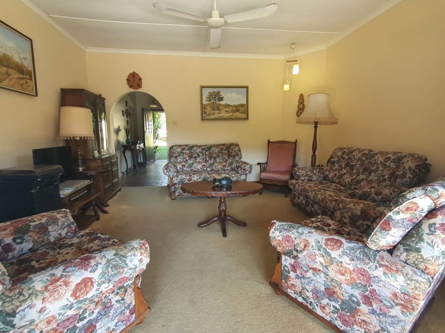 4 Bedroom Property for Sale in Sea Park KwaZulu-Natal