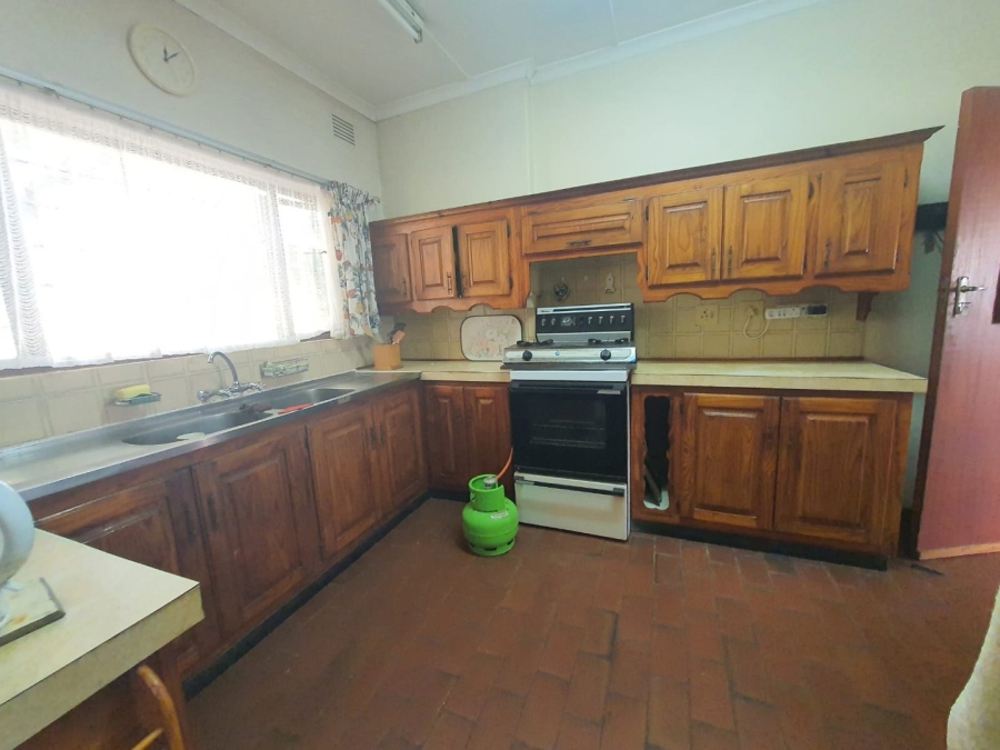 4 Bedroom Property for Sale in Sea Park KwaZulu-Natal