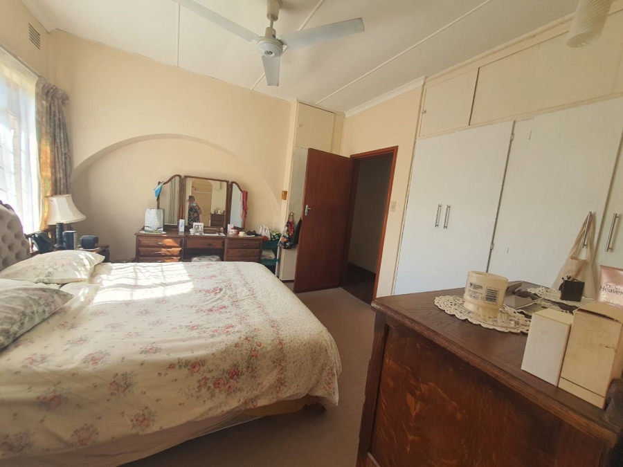 4 Bedroom Property for Sale in Sea Park KwaZulu-Natal