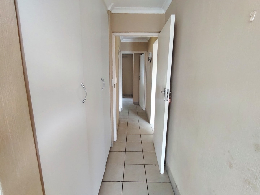 To Let 2 Bedroom Property for Rent in Lawrence Rocks KwaZulu-Natal