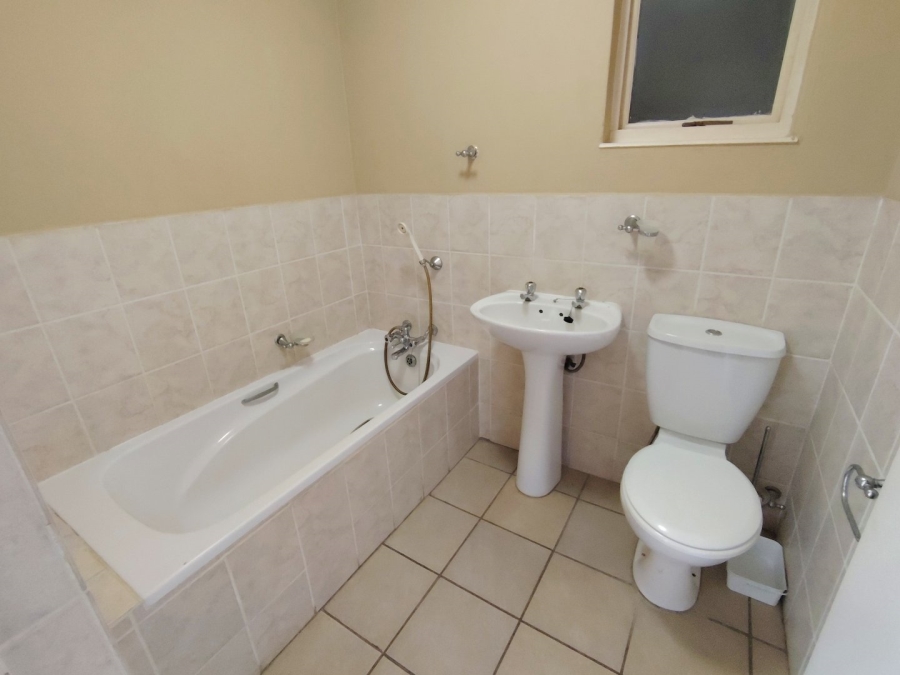 To Let 2 Bedroom Property for Rent in Lawrence Rocks KwaZulu-Natal