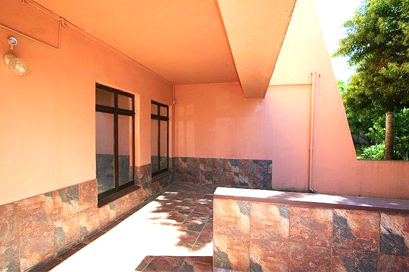 2 Bedroom Property for Sale in Port Edward KwaZulu-Natal