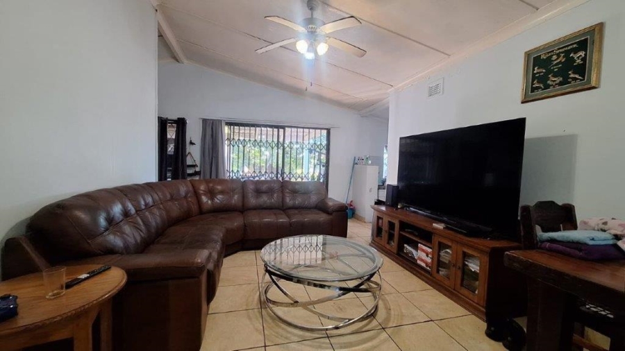 3 Bedroom Property for Sale in Sea Park KwaZulu-Natal