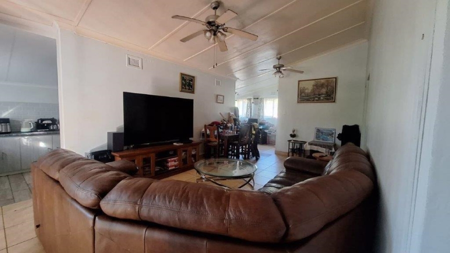 3 Bedroom Property for Sale in Sea Park KwaZulu-Natal