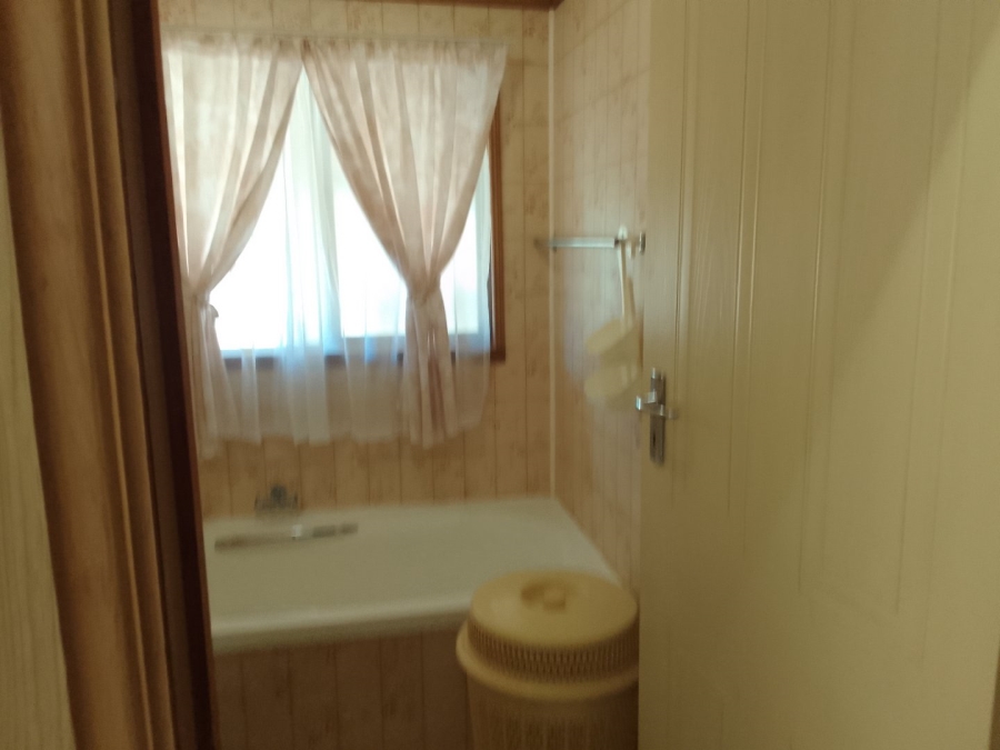 2 Bedroom Property for Sale in Hibberdene KwaZulu-Natal